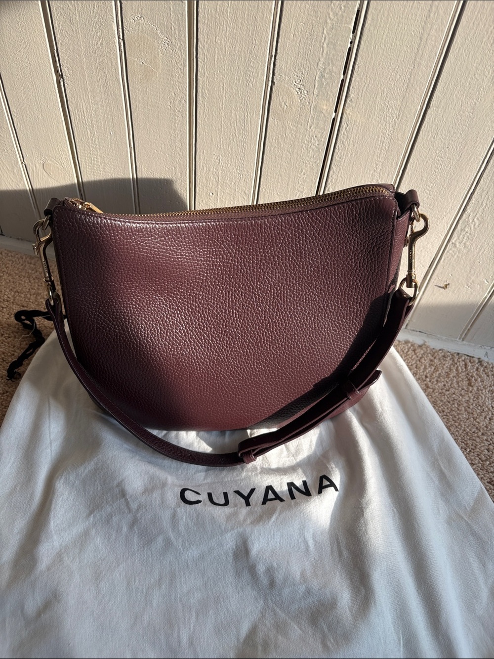 Vintage Cuyana Pebbled Leather Hobo Shoulder Bag in Burgundy